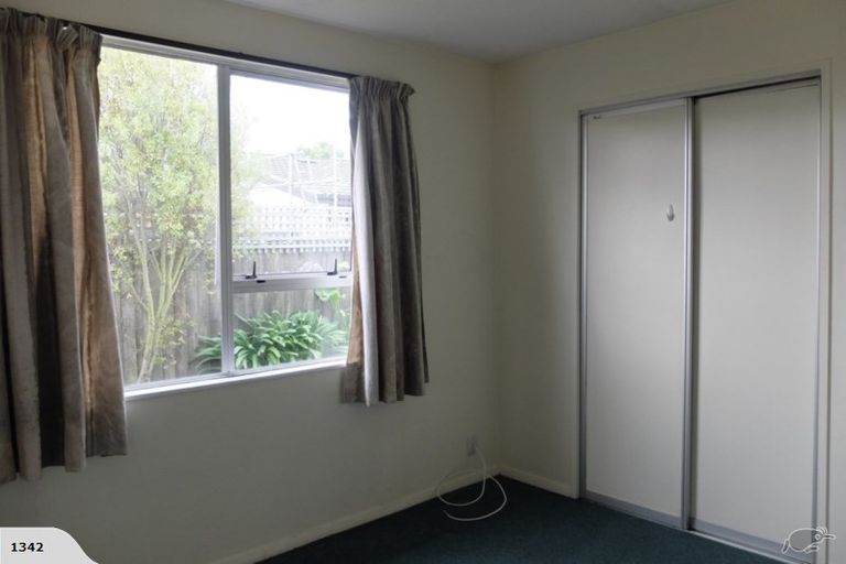 Photo of property in 3/15 Allard Street, Edgeware, Christchurch, 8013