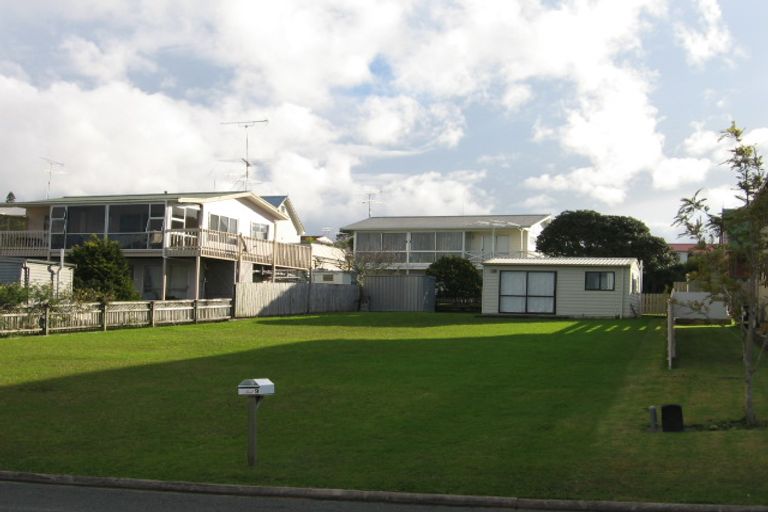 Photo of property in 9 Arohia Place, Snells Beach, 0920