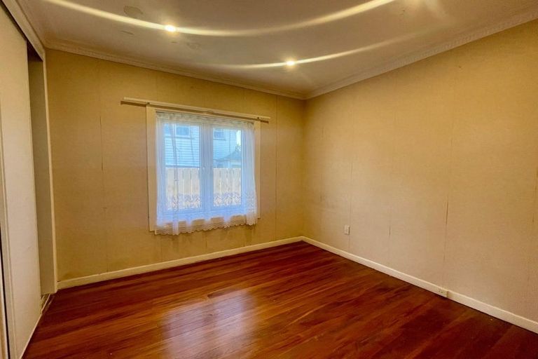 Photo of property in 69 Terry Street, Blockhouse Bay, Auckland, 0600