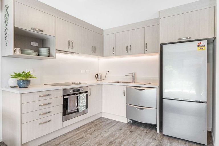 Photo of property in 80a Shakespeare Road, Waltham, Christchurch, 8023