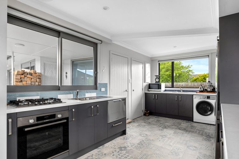 Photo of property in 19 Royal Terrace, Alexandra, 9320