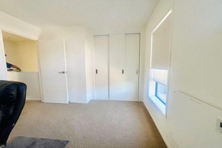 Photo of property in 10 Rara Lane, Manukau, Auckland, 2104