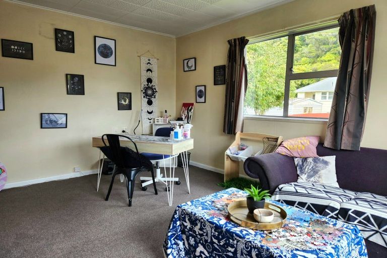 Photo of property in 68 Marlborough Street, Greymouth, 7805