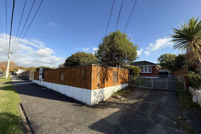 Photo of property in 14 John Street, Trentham, Upper Hutt, 5018