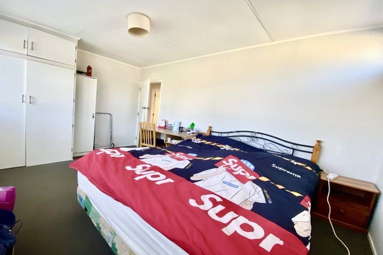 Photo of property in 58 Sylvia Road, Hillcrest, Auckland, 0627