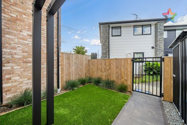 Photo of property in 2/123 Cambridge Terrace, Fairfield, Lower Hutt, 5011