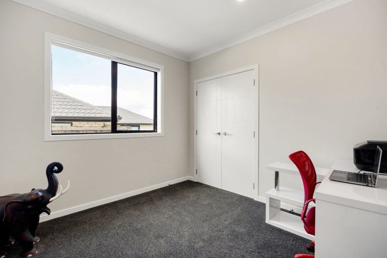 Photo of property in 10 Kapua Crescent, Rototuna North, Hamilton, 3210