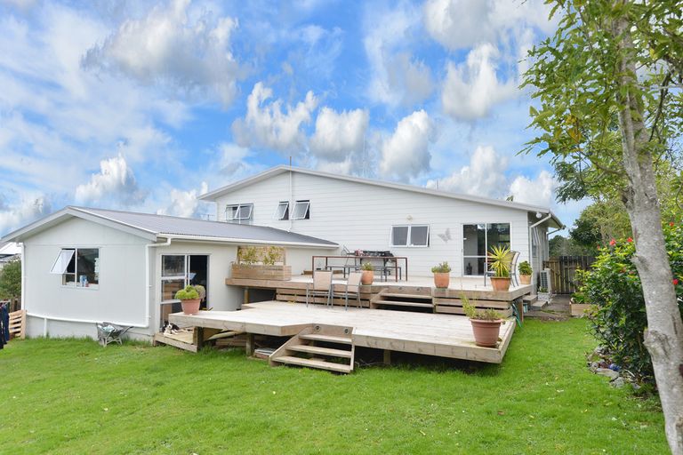 Photo of property in 57 Gorge Road, Maungaturoto, 0520