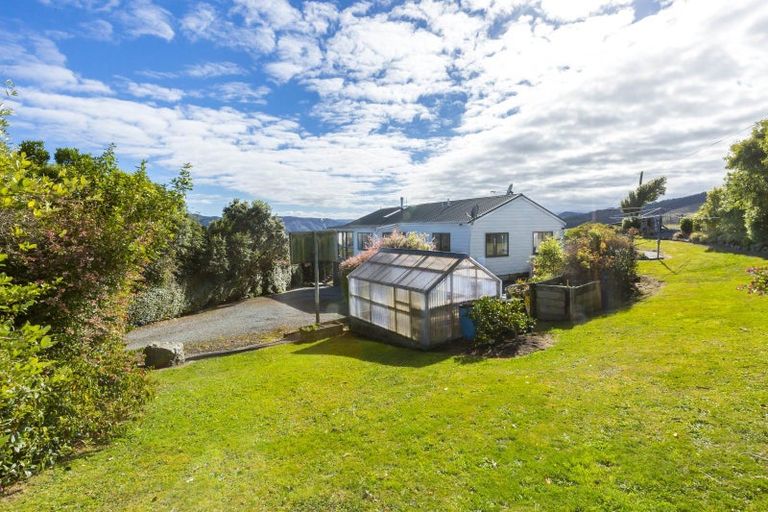 Photo of property in 463 Moonshine Hill Road, Moonshine Valley, Porirua, 5381
