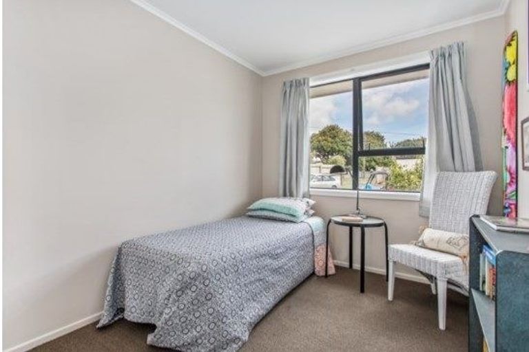 Photo of property in 96 Friedlanders Road, Manurewa, Auckland, 2102