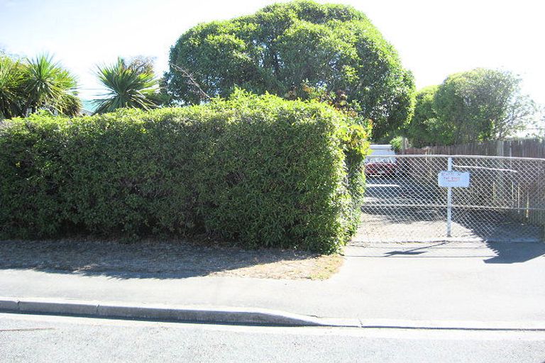 Photo of property in 562 Marine Parade, Southshore, Christchurch, 8062