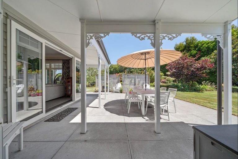 Photo of property in 112 Princess Street, Waitara, 4383