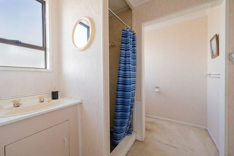 Photo of property in 2 Clutha Street, Alexandra, 9320