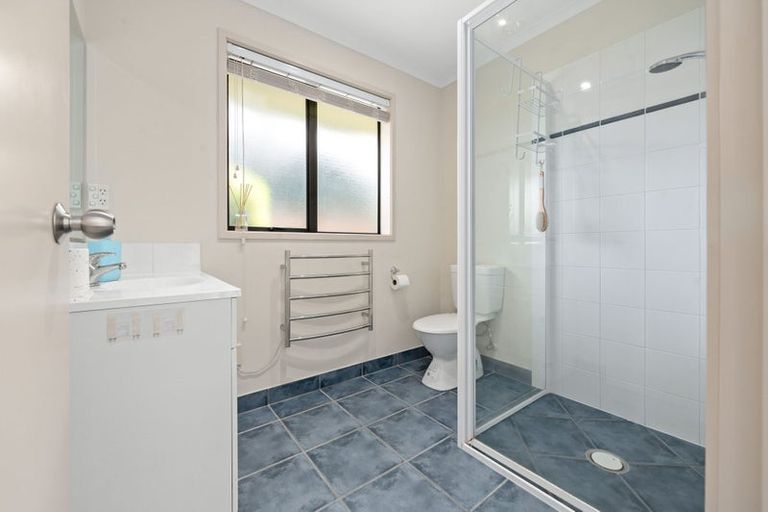 Photo of property in 2 Lavenham Place, Rototuna North, Hamilton, 3210