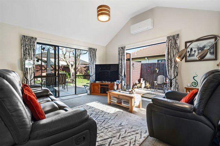 Photo of property in 89 Kahira Crescent, Papamoa Beach, Papamoa, 3118