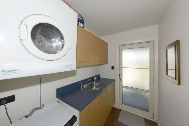 Photo of property in 16 Oak Tree Lane, Rolleston, 7614