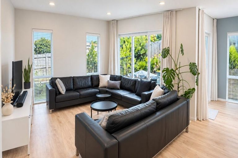 Photo of property in 5a East Avenue, Manly, Whangaparaoa, 0930