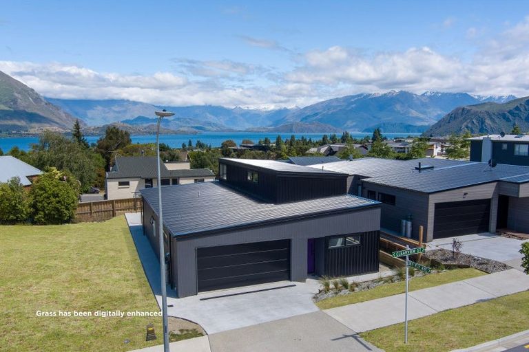 Photo of property in 14 Clearview Street, Wanaka, 9305