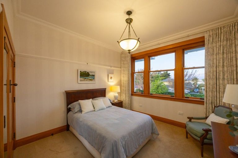 Photo of property in 4 Sierra Court, Roslyn, Palmerston North, 4414