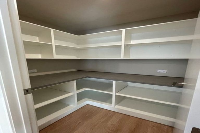 Photo of property in 75 Strange Street, Waitara, 4320