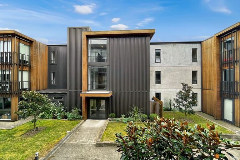 Photo of property in Vedado Apartments, 106/41 Hopper Street, Mount Cook, Wellington, 6011