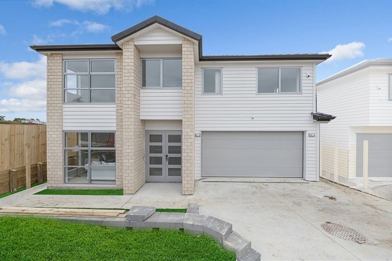 Photo of property in 3 Aklander Rise, Flat Bush, Auckland, 2019