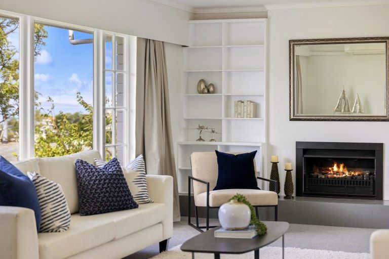 Photo of property in 24 Salem Place, Torbay, Auckland, 0630