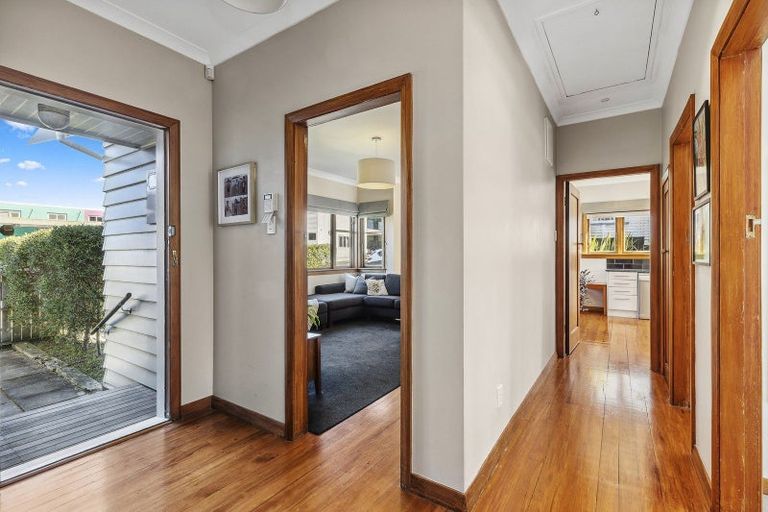 Photo of property in 3 Glamis Avenue, Strathmore Park, Wellington, 6022