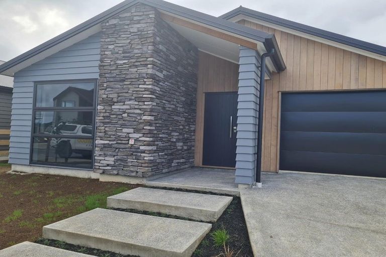 Photo of property in 54 Paparahi Place, Wainui, Silverdale, 0992