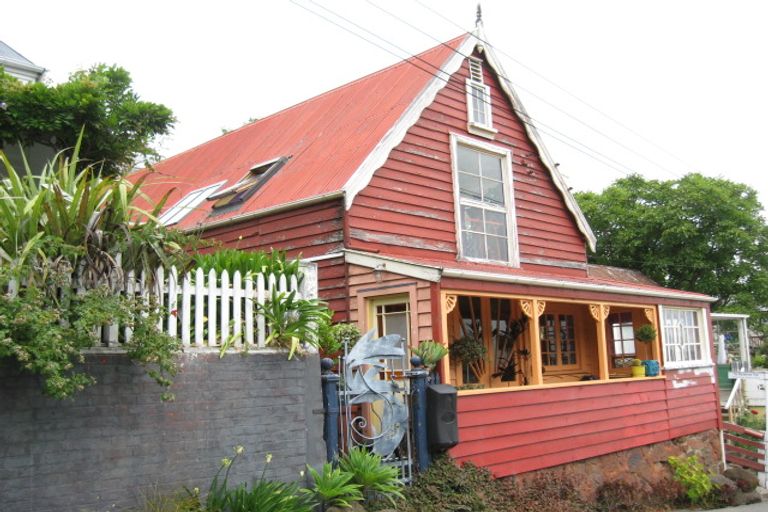 Photo of property in 26 Saint Davids Street, Lyttelton, 8082