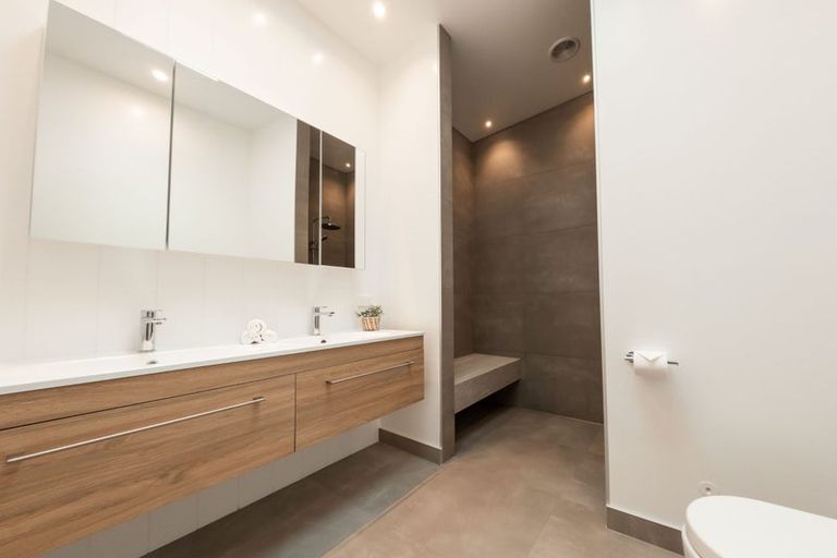 Photo of property in 16 Vanita Drive, Whitianga, 3510