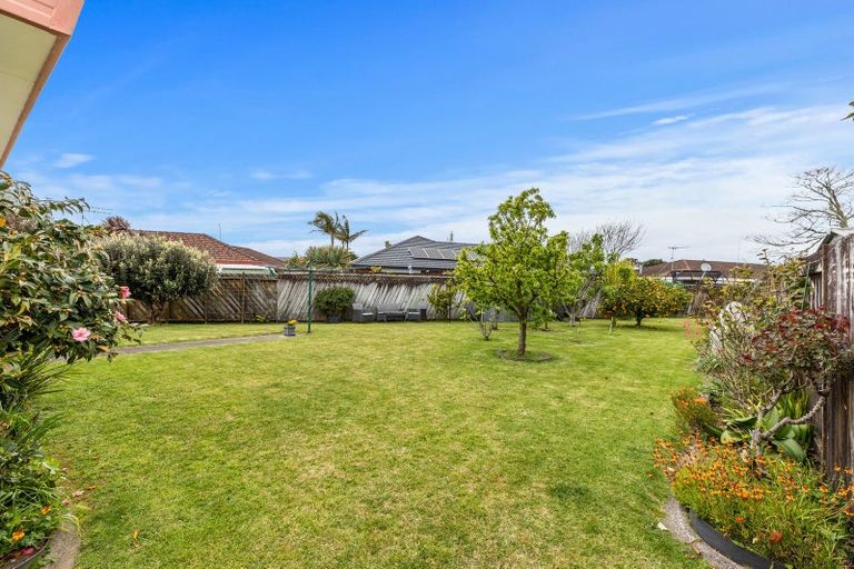 Photo of property in 18 Jasmine Place, Mount Maunganui, 3116