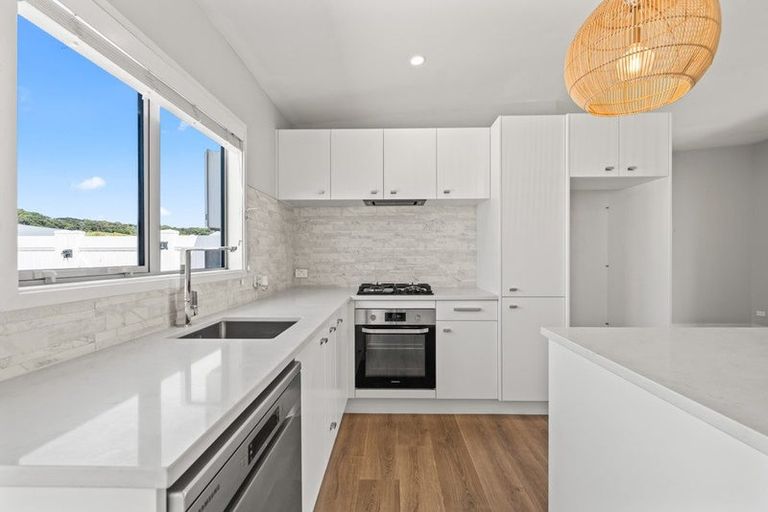 Photo of property in 5 Northcoast Place, Mangawhai Heads, Mangawhai, 0505