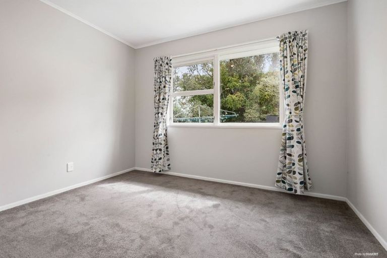 Photo of property in 4 Rainbow Place, Wattle Downs, Auckland, 2103