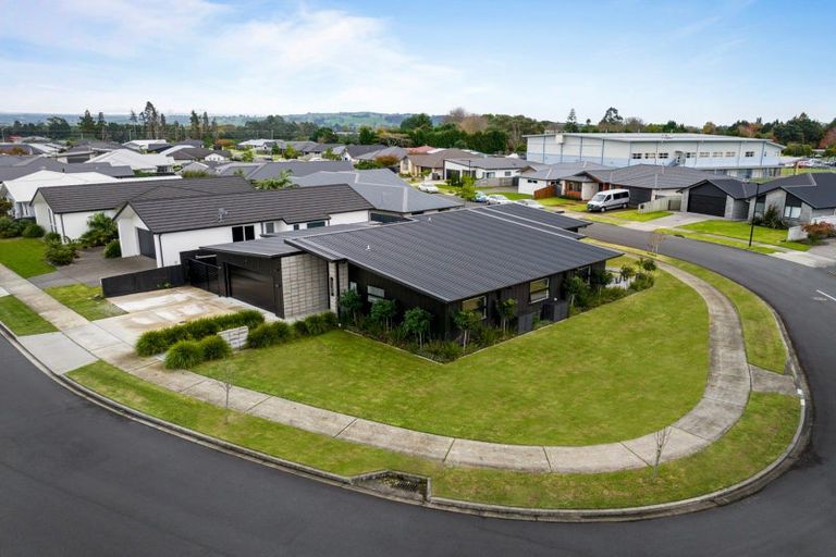 Photo of property in 15 Saint Thomas Avenue, Pyes Pa, Tauranga, 3112