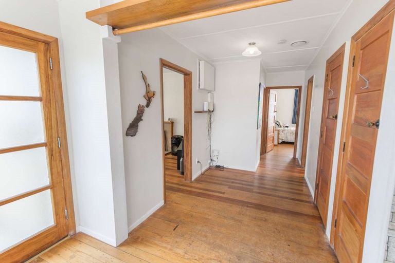 Photo of property in 31 Tweed Street, Roslyn, Palmerston North, 4414