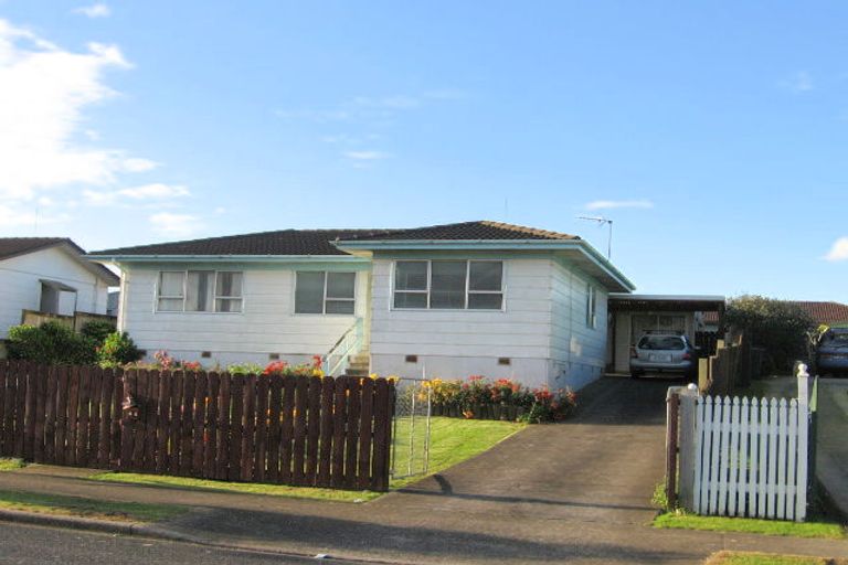 Photo of property in 26 Dillon Crescent, Clover Park, Auckland, 2019