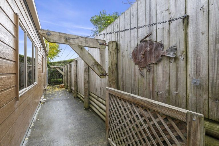 Photo of property in 24 Stewart Street, Raglan, 3225