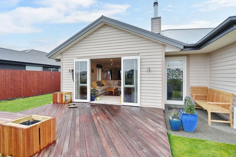 Photo of property in 88 Petries Road, Woodend, 7610