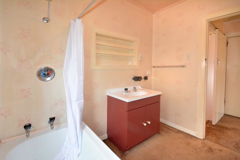 Photo of property in 10 Riselaw Road, Calton Hill, Dunedin, 9012