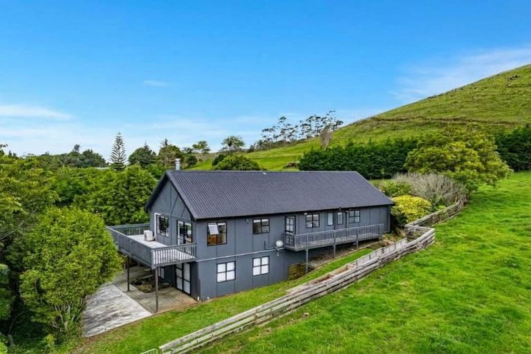 Photo of property in 4 Kara Road, Maungatapere, Whangarei, 0179