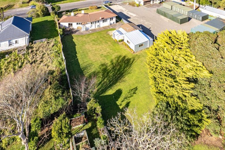 Photo of property in 1 Chester Street, Waverley, 4510