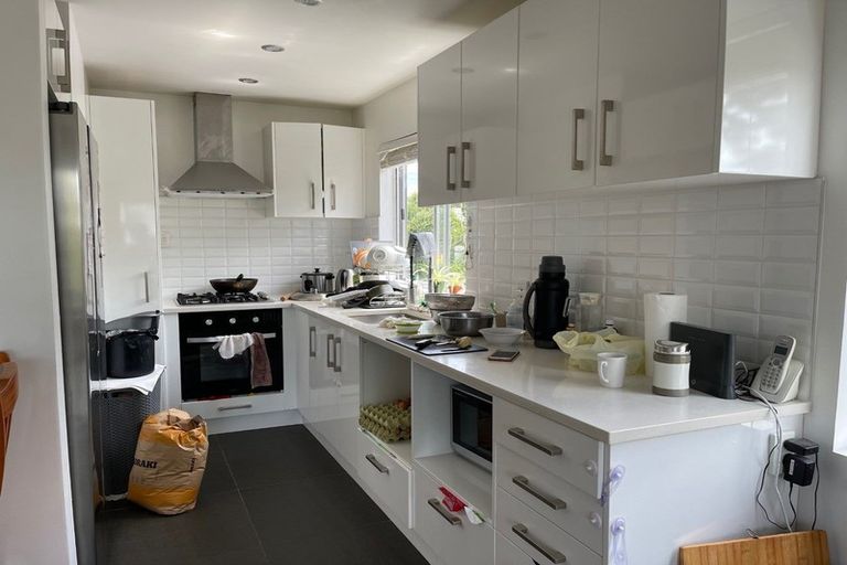 Photo of property in 3/7 Alston Avenue, Kelston, Auckland, 0602