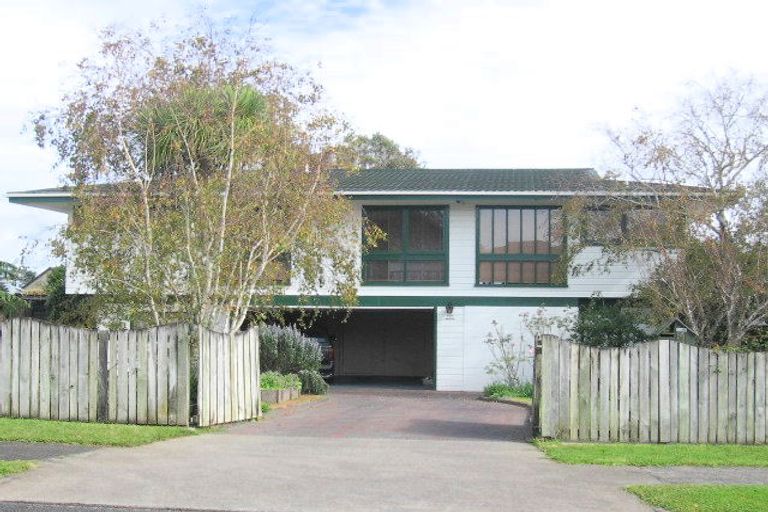 Photo of property in 14 Treeway, Sunnyhills, Auckland, 2010