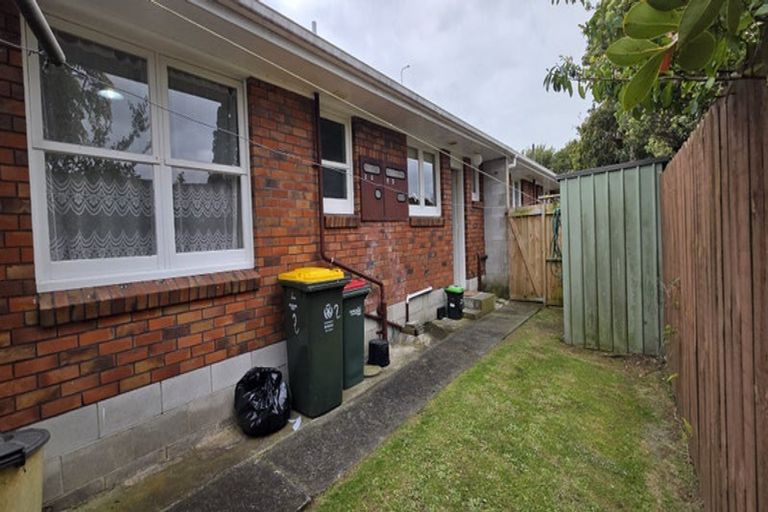 Photo of property in 2/86 Carruth Road, Papatoetoe, Auckland, 2025