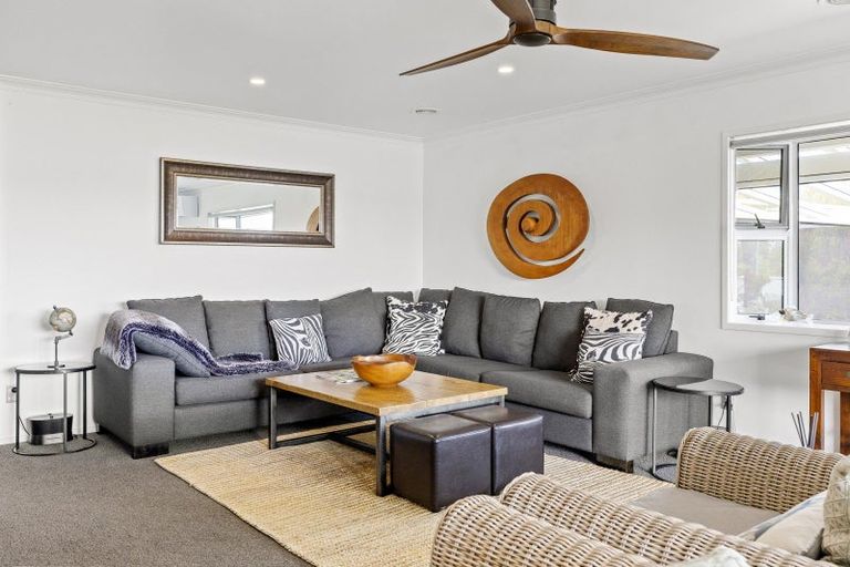 Photo of property in 358 Lake Terrace, Two Mile Bay, Taupo, 3330