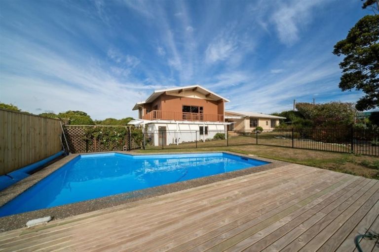 Photo of property in 56 Denby Road, Hawera, 4672