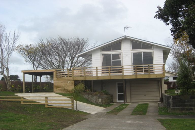 Photo of property in 46 Rahiri Street, Waitara, 4320