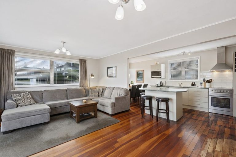 Photo of property in 9 Cobham Crescent, Tokoroa, 3420