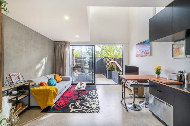 Photo of property in 3 Te Ara O Paetutu, Petone, Lower Hutt, 5012